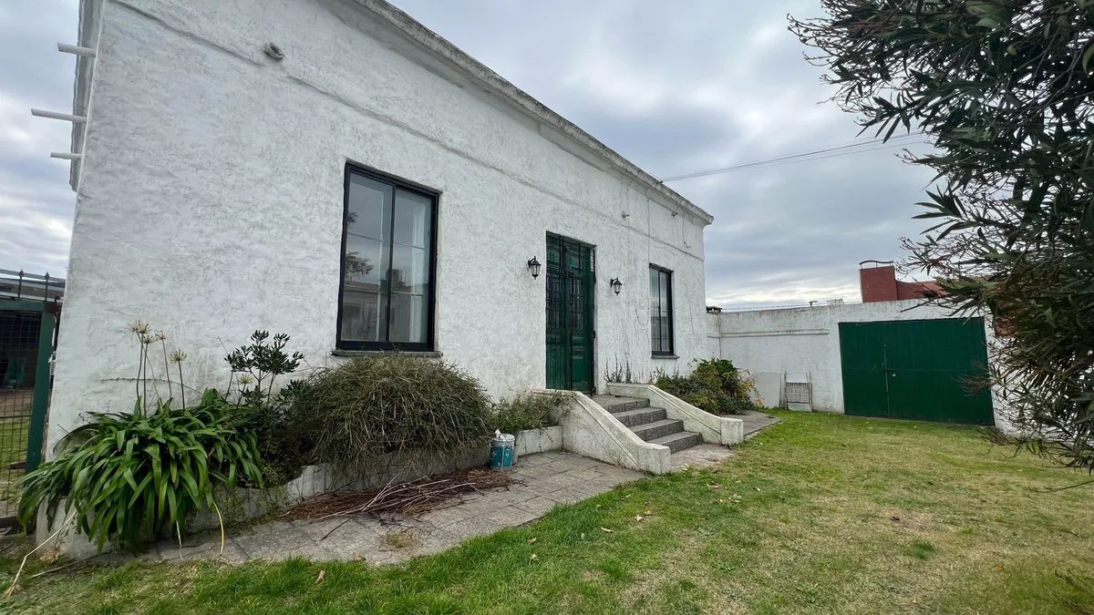 Venta Casa 3 amb Mas 9 Dúplex en Block Necochea foto 2