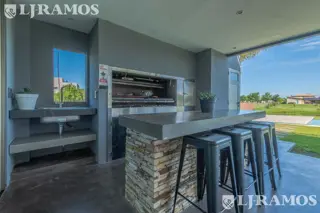 Casa en Barrio Náutico El Cazal ALQUILER ANUAL, ES DECIR CONTRATO POR 12 MESES EN 2.000 MB foto 3