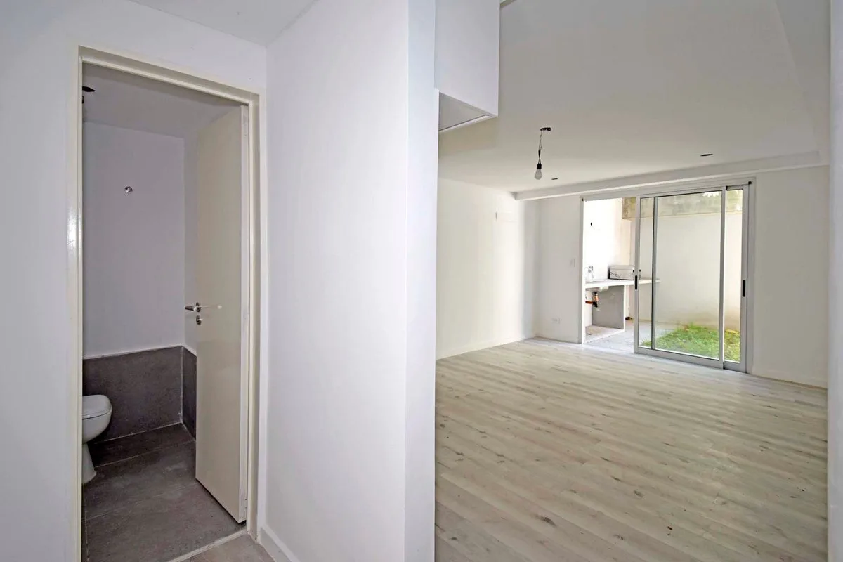 Alquiler duplex con jardin propio y cochera foto 5