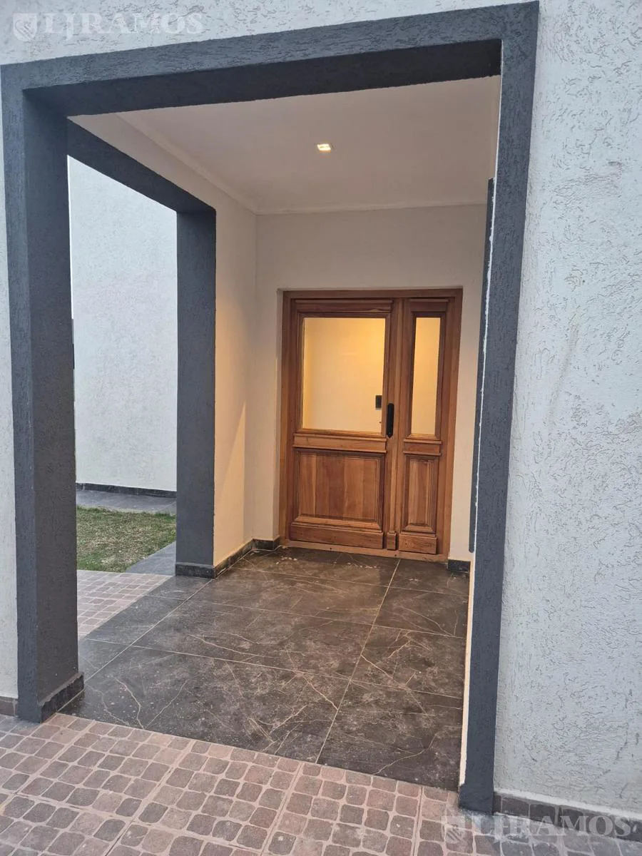 VENTA ! CASA a ESTRENAR ! Barrio San Pablo, Pilar - DC foto 2