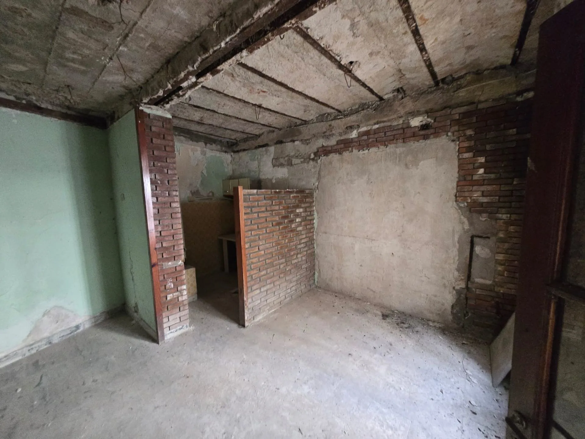 CASA GRAN POTENCIAL PARA RECICLAR-PLENO ABASTO foto 4