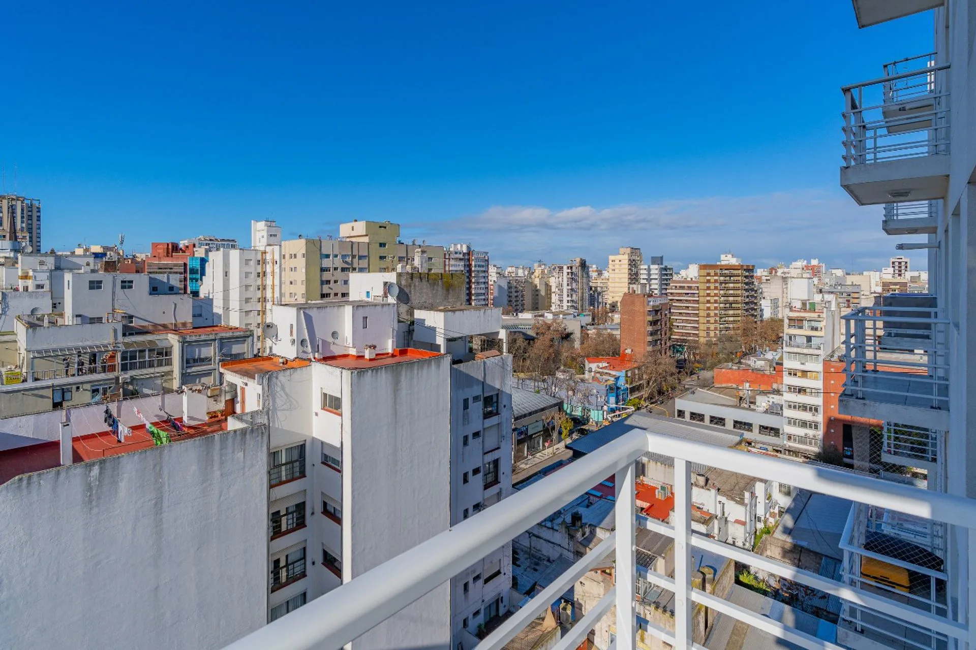 VENTA DEPARTAMENTO 2 AMBIENTES CENTRO COCHERA foto 4