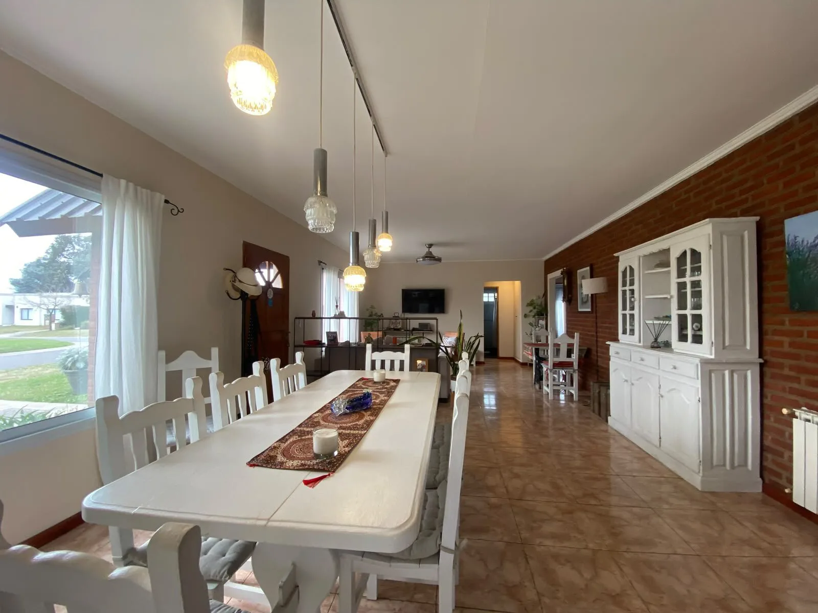 VENTA CASA 4AMB EN SAN ALFONSO ESTILO CABAÑA PILAR DEL ESTE foto 4