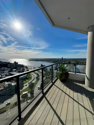 Semi Piso de Categoría en Edificio Visum con terraza propia foto 2