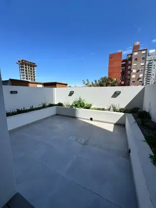 Semi Piso de Categoría en Edificio Visum con terraza propia foto 5