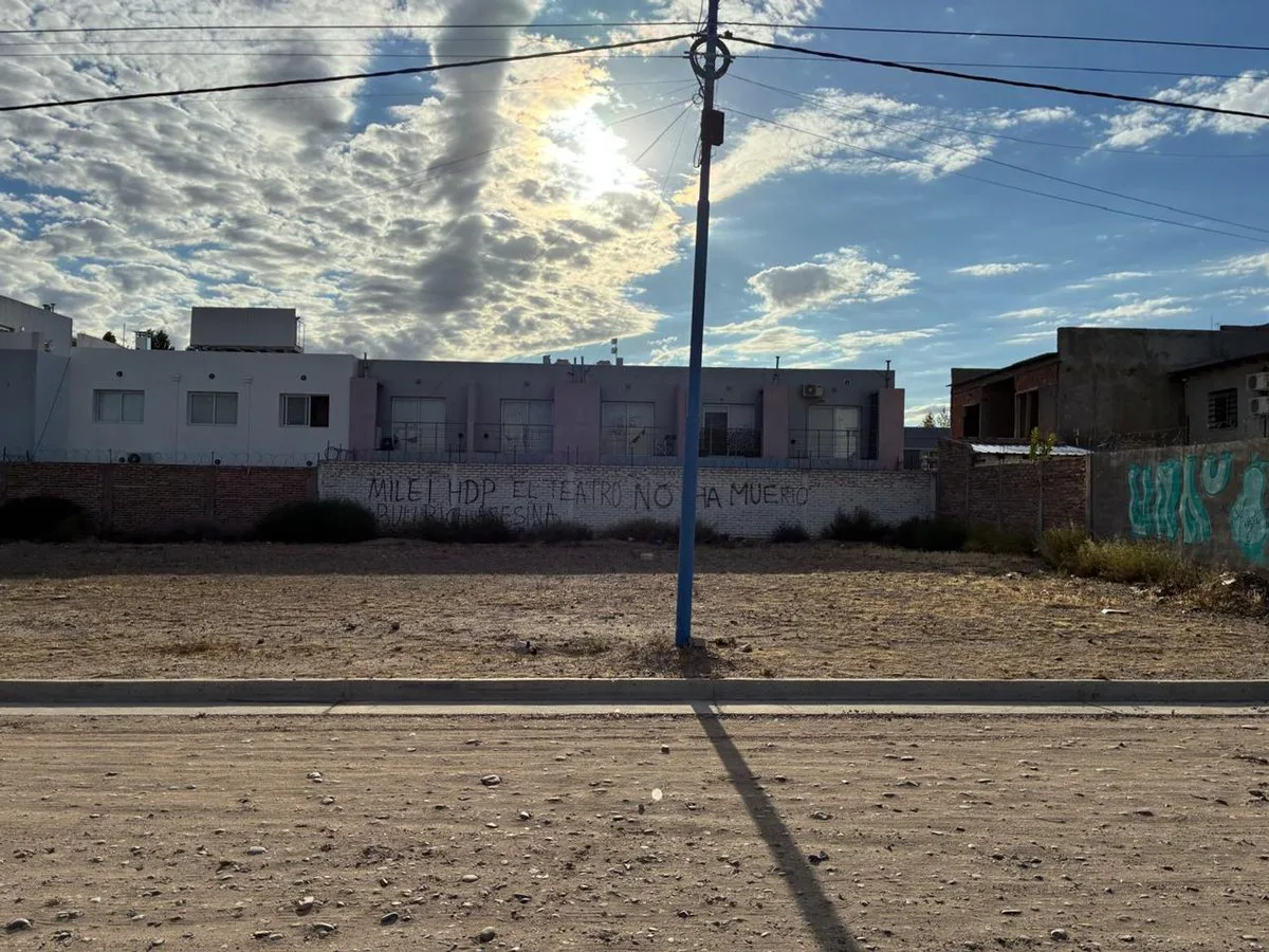VENTA DE TERRENO ZONA IUPA foto 3