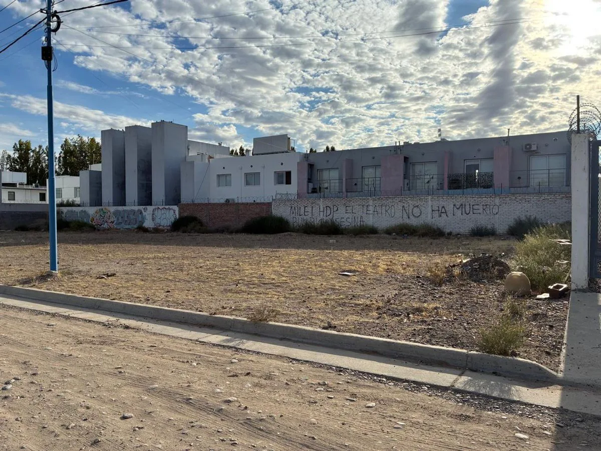 VENTA DE TERRENO ZONA IUPA foto 5