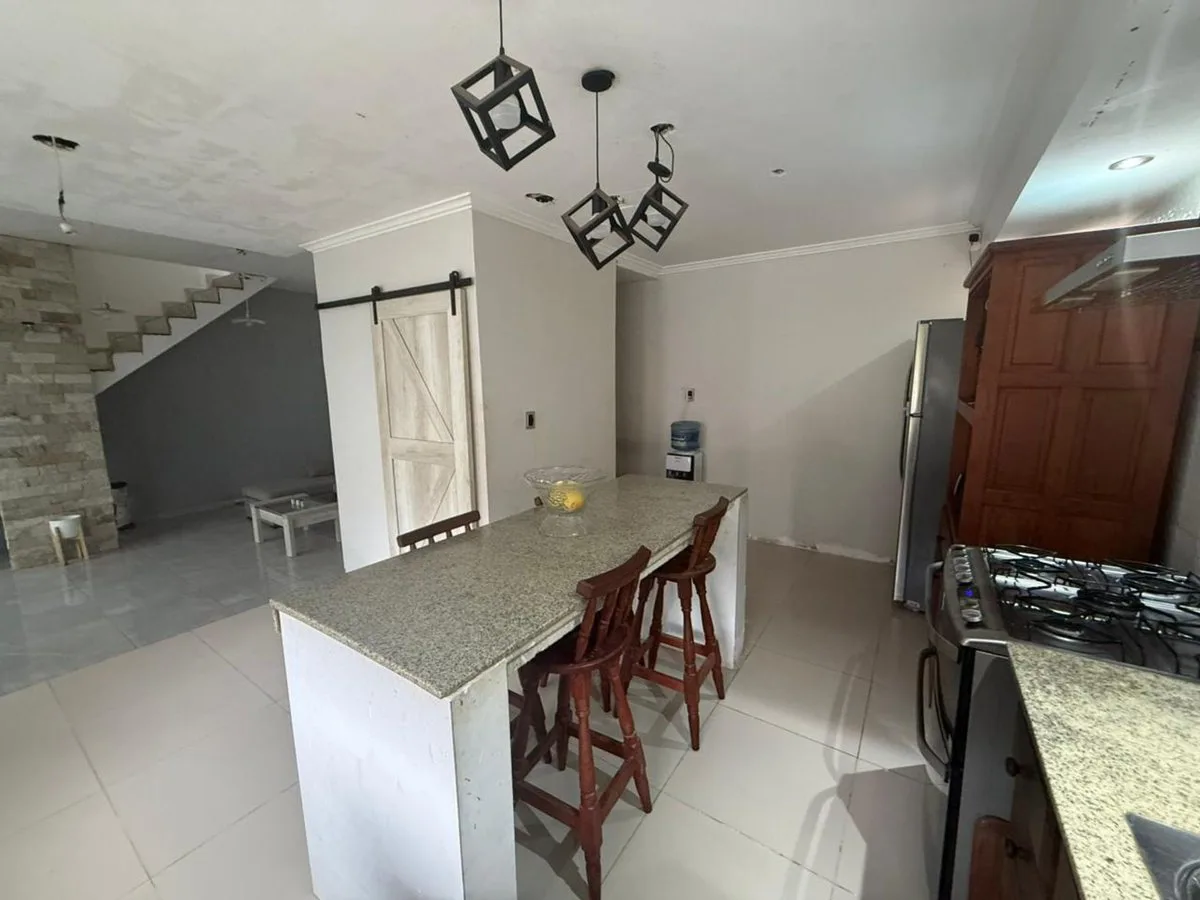 venta de casa en Z .Norte con cochera patio pileta foto 5