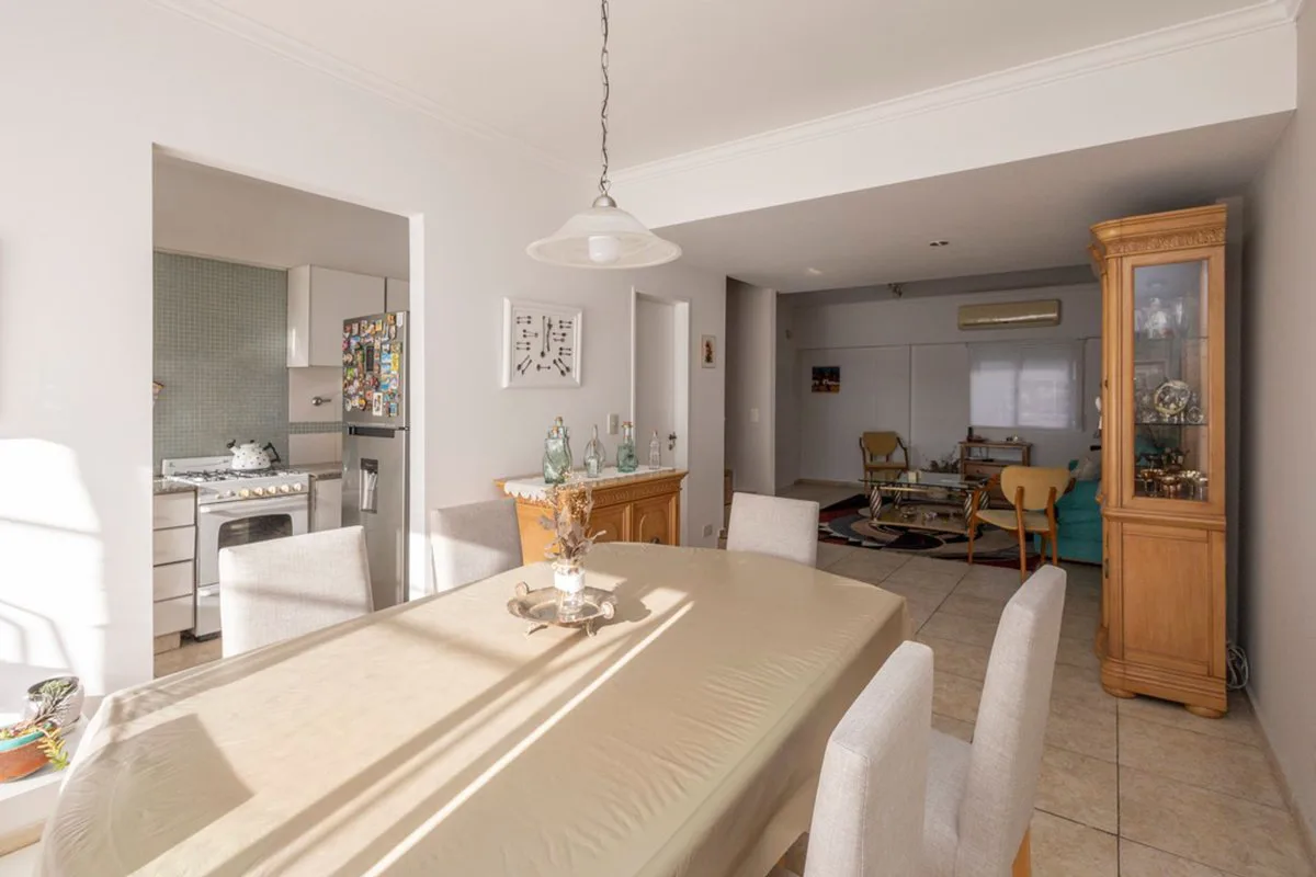 VTE LOPEZ: DPTO 4 AMB DUPLEX + COCH IMPECABLE foto 3