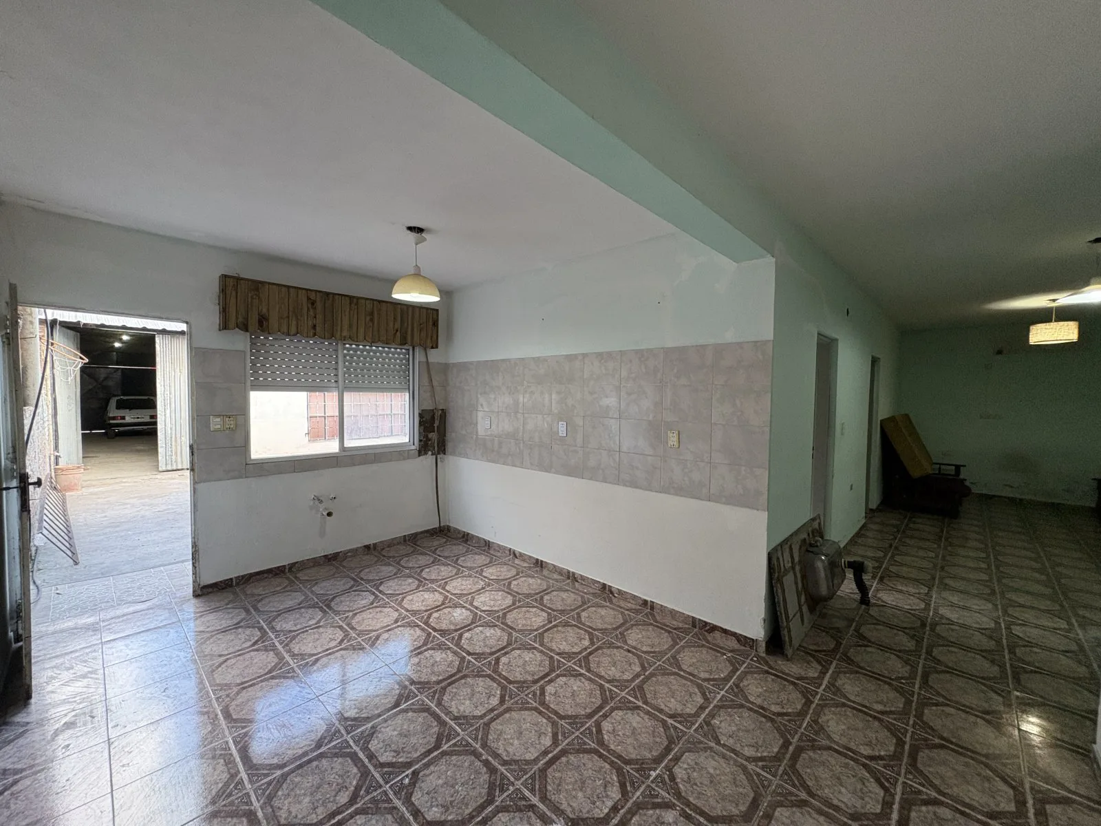 IDEAL INVERSIÓN: Local y Dos Viviendas en un Terreno foto 4