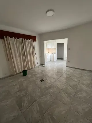 Departamento En Alquiler En Piñeyro foto 4