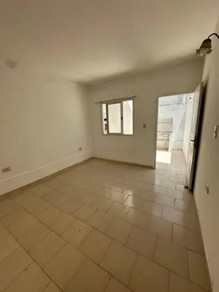 VENTA EXCELNTE OPORTUNIDAD DPTO DOS AMBIENTES foto 3