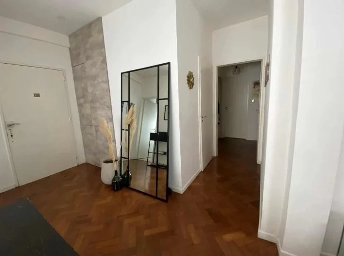 Se vende un espectacular departamento de 3 ambientes - Recoleta foto 3