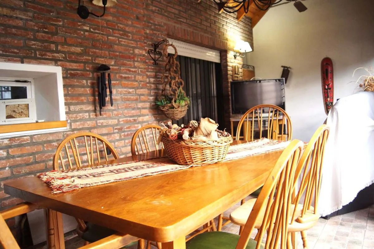 Venta-2 Casas de 3 Amb en Lote Propio-Apto Crédito foto 2