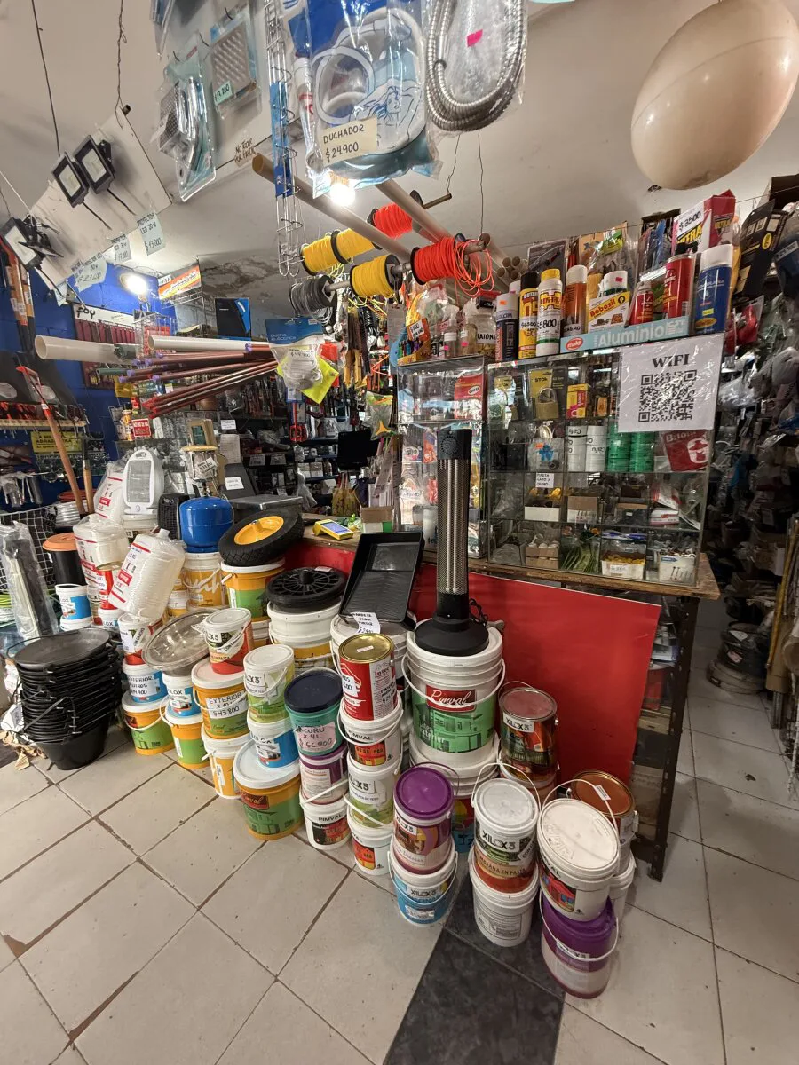 VENDO FONDO DE COMERCIO RUBRO FERRETERIA foto 3