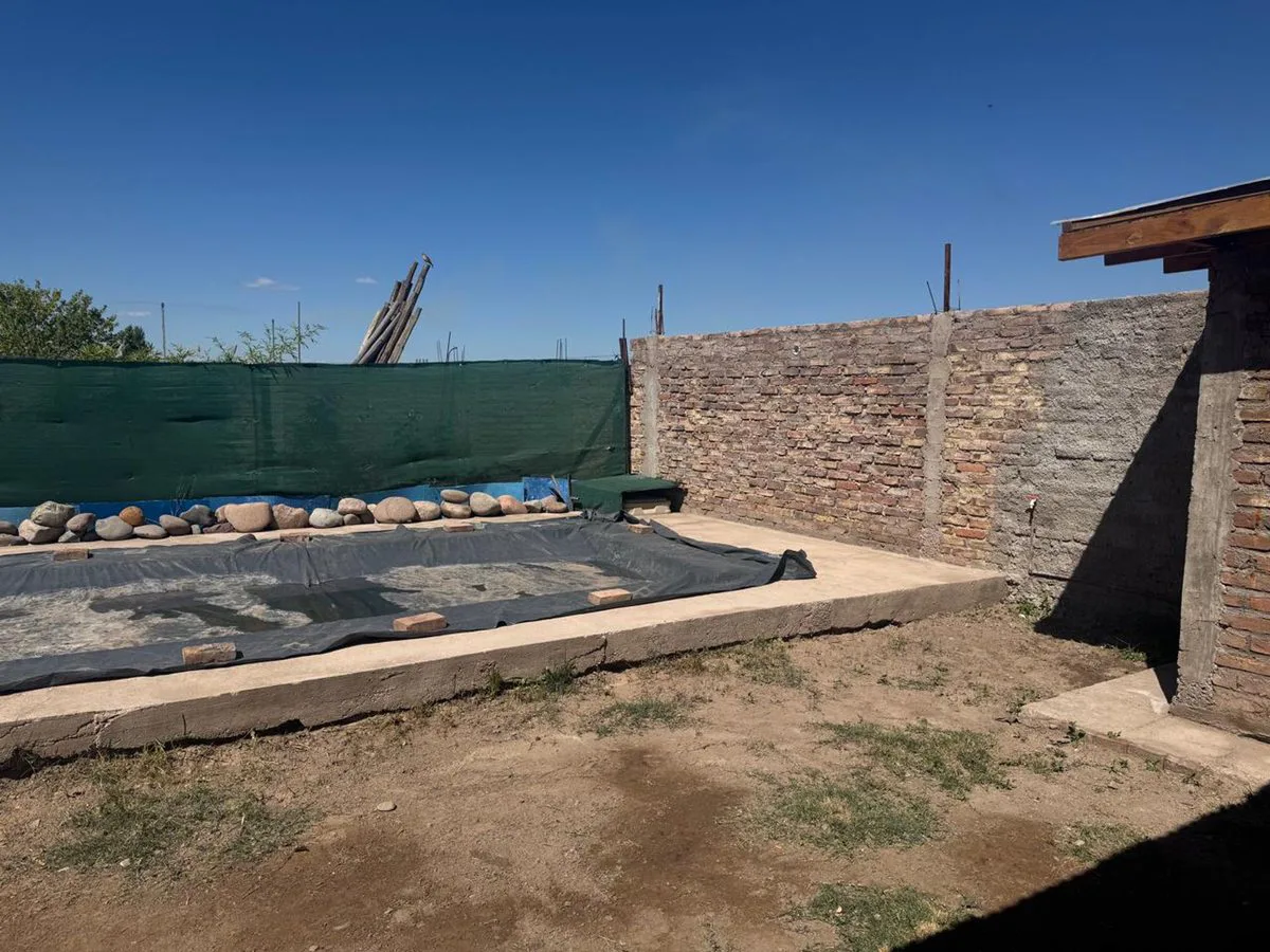 VENTA LOTE CON QUNCHO Y PILETA LUJÁN DE CUYO foto 2