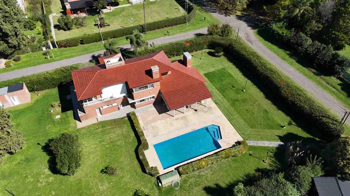VENTA CASA 5 DORMI SAN NICOLÁS PILETA APTO CREDITO foto 3