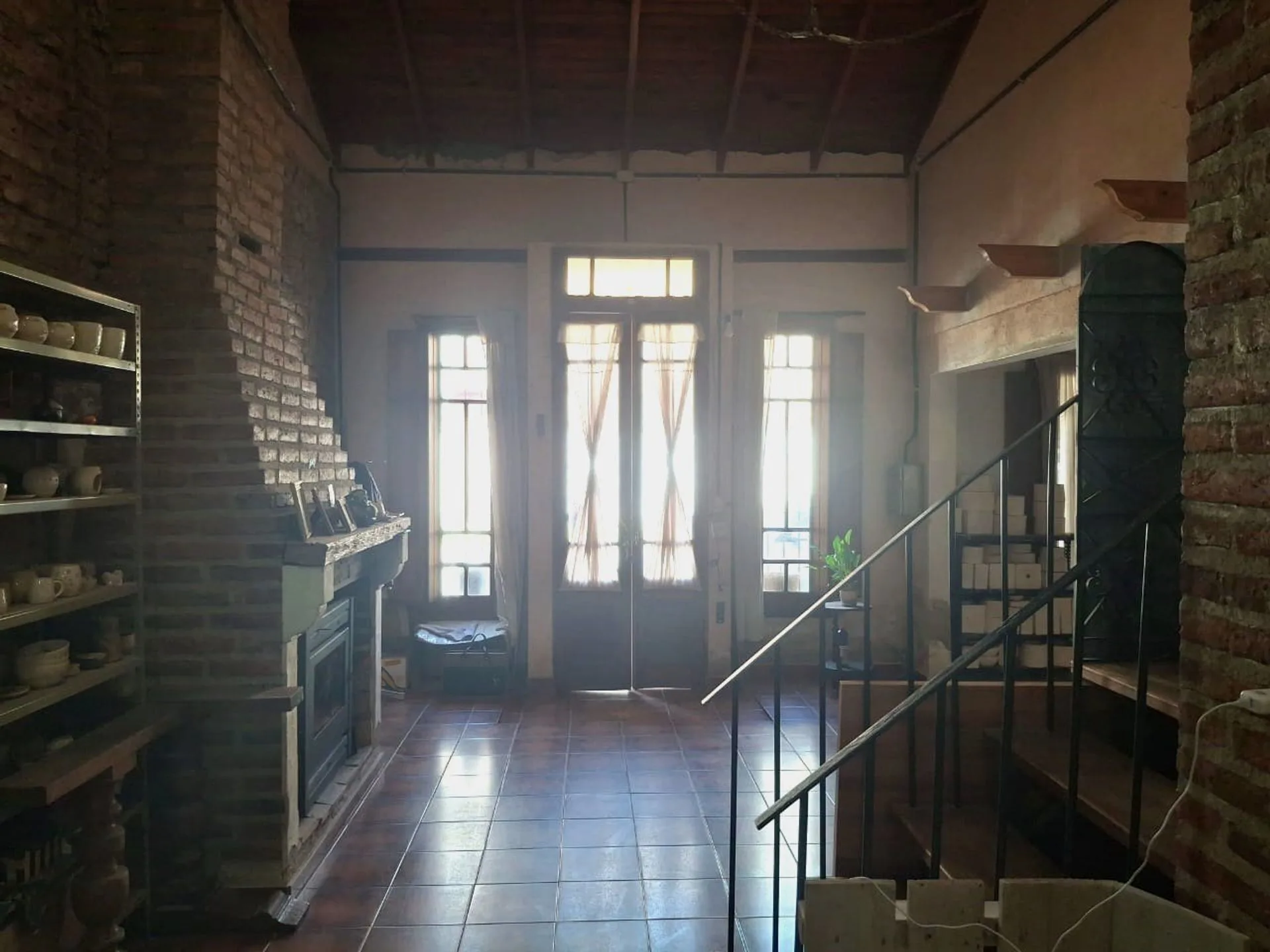 EN VENTA DOS CASAS BARRIO GÜEMES VILLA MARIA foto 3