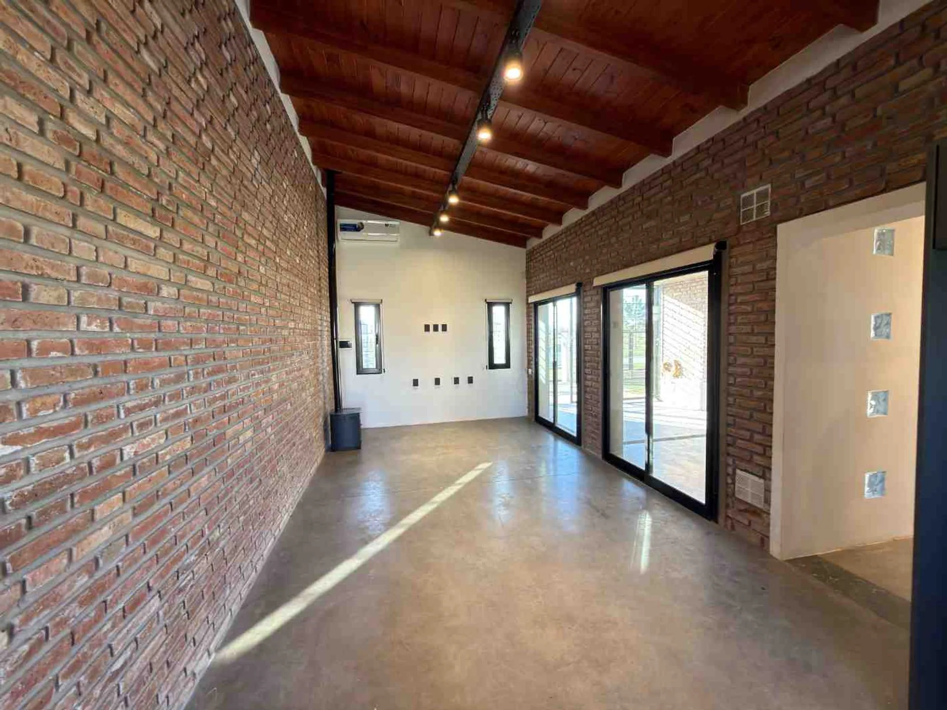 VENTA CASA 3 DORMITORIOS, RICARDONE foto 2
