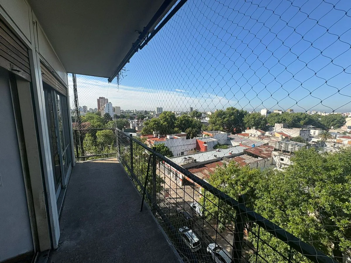 VENTA 4 AMB CON COCHERA-MONTE CASTRO-APTO CREDITO