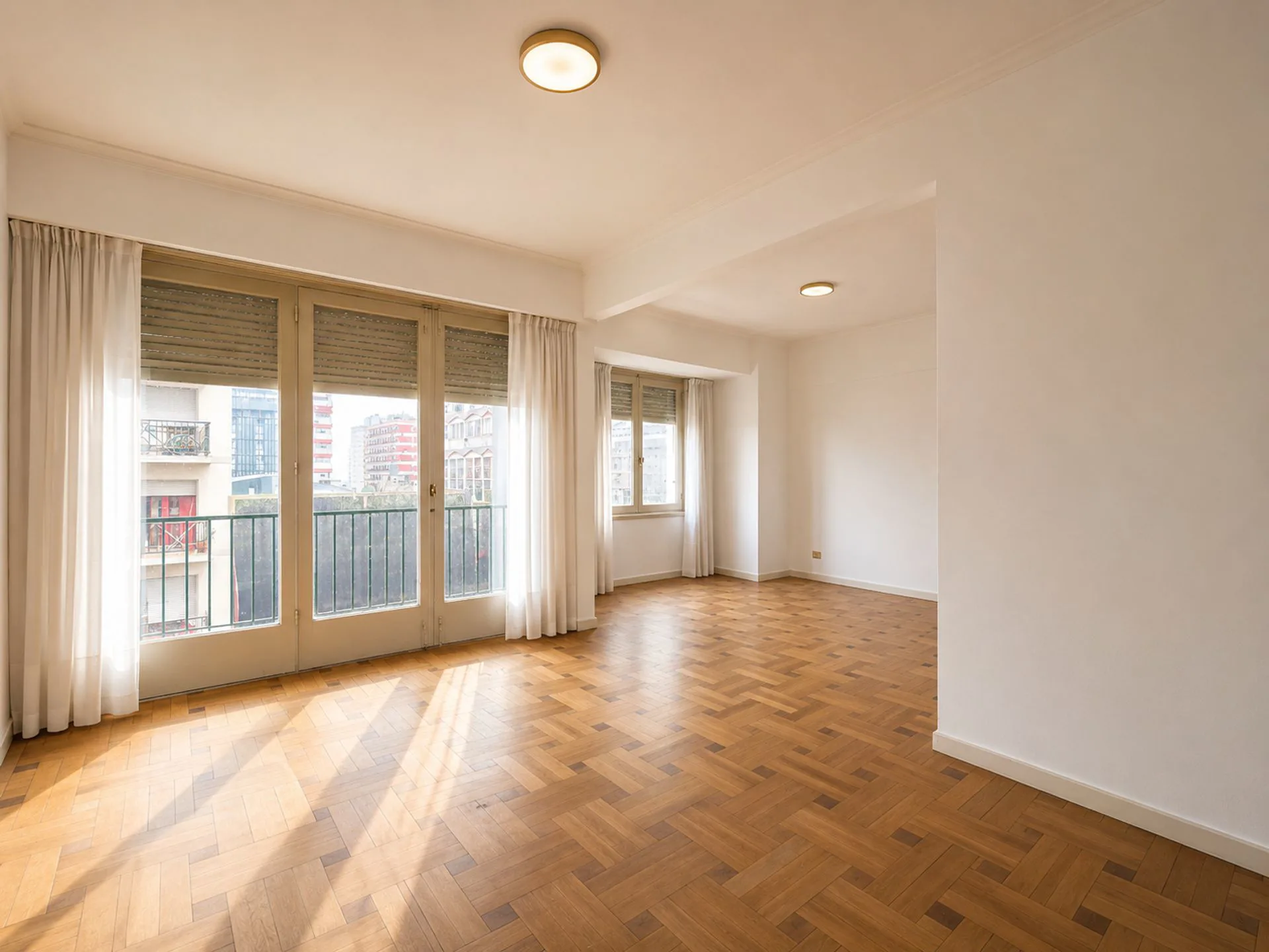 venta semi piso 4 ambientes al frente con balcon foto 3