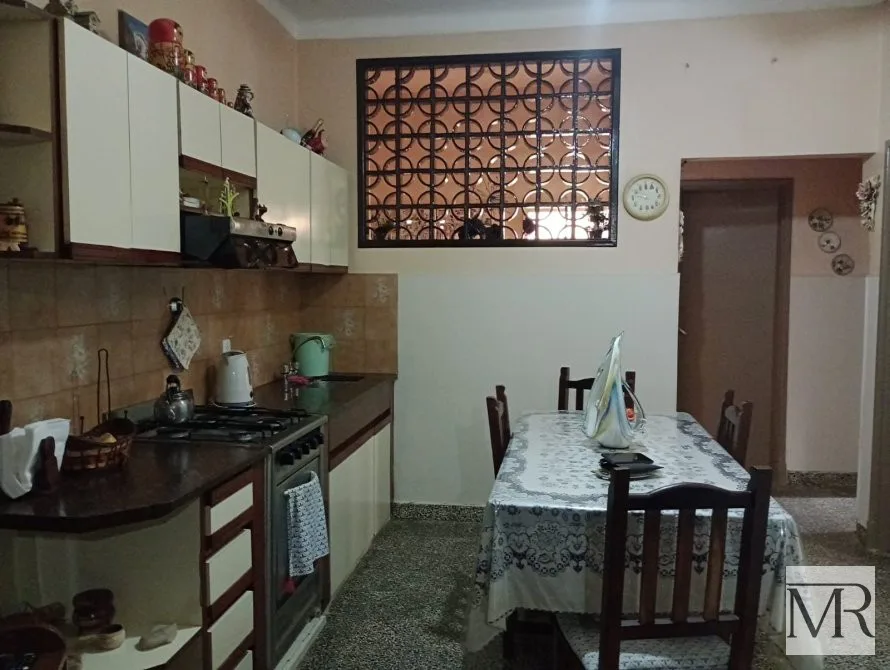 CASA AMPLIA 4 Ambientes + DEPARTAMENTO 2 Ambientes = Oportunidad unica EN MUY BUEN ESTADO!! foto 4