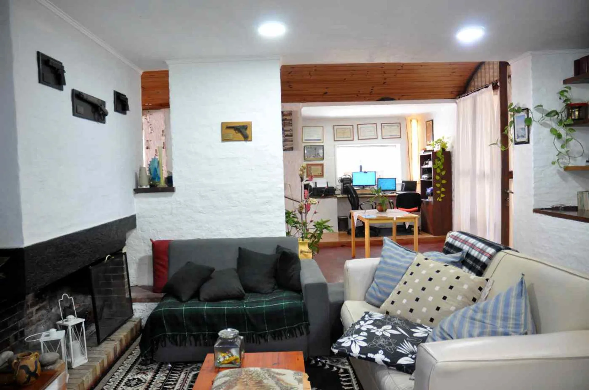 VENTA CASA 4 AMBIENTES +DEPARTAMENTO COLINA ALEGRE foto 5