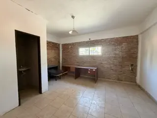 ALQUILER EXCELENTE LOCAL COMERCIAL GARIN CENTRO foto 2