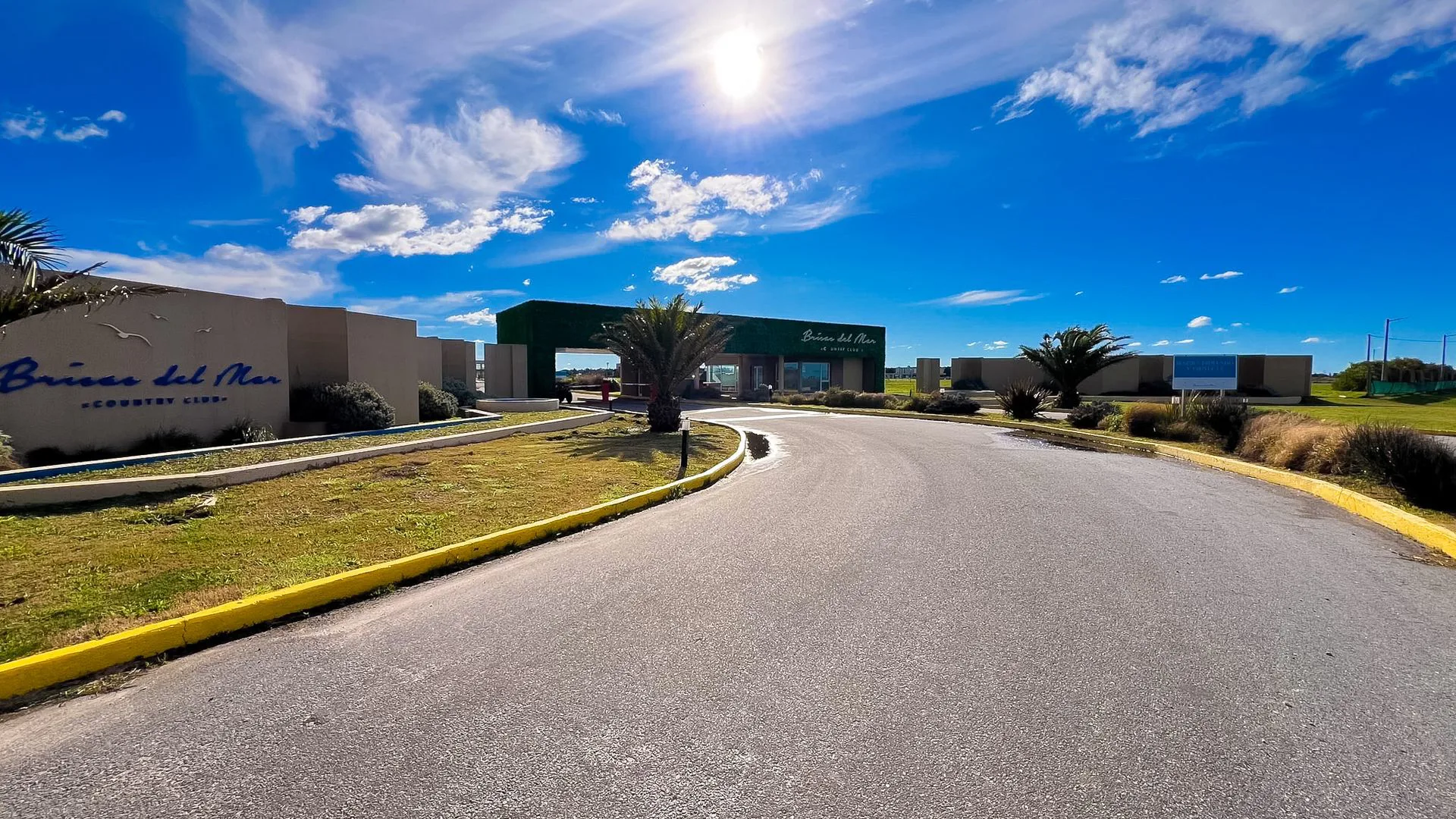 VENTA LOTE 700m2 COUNTRY BRISAS DEL MAR