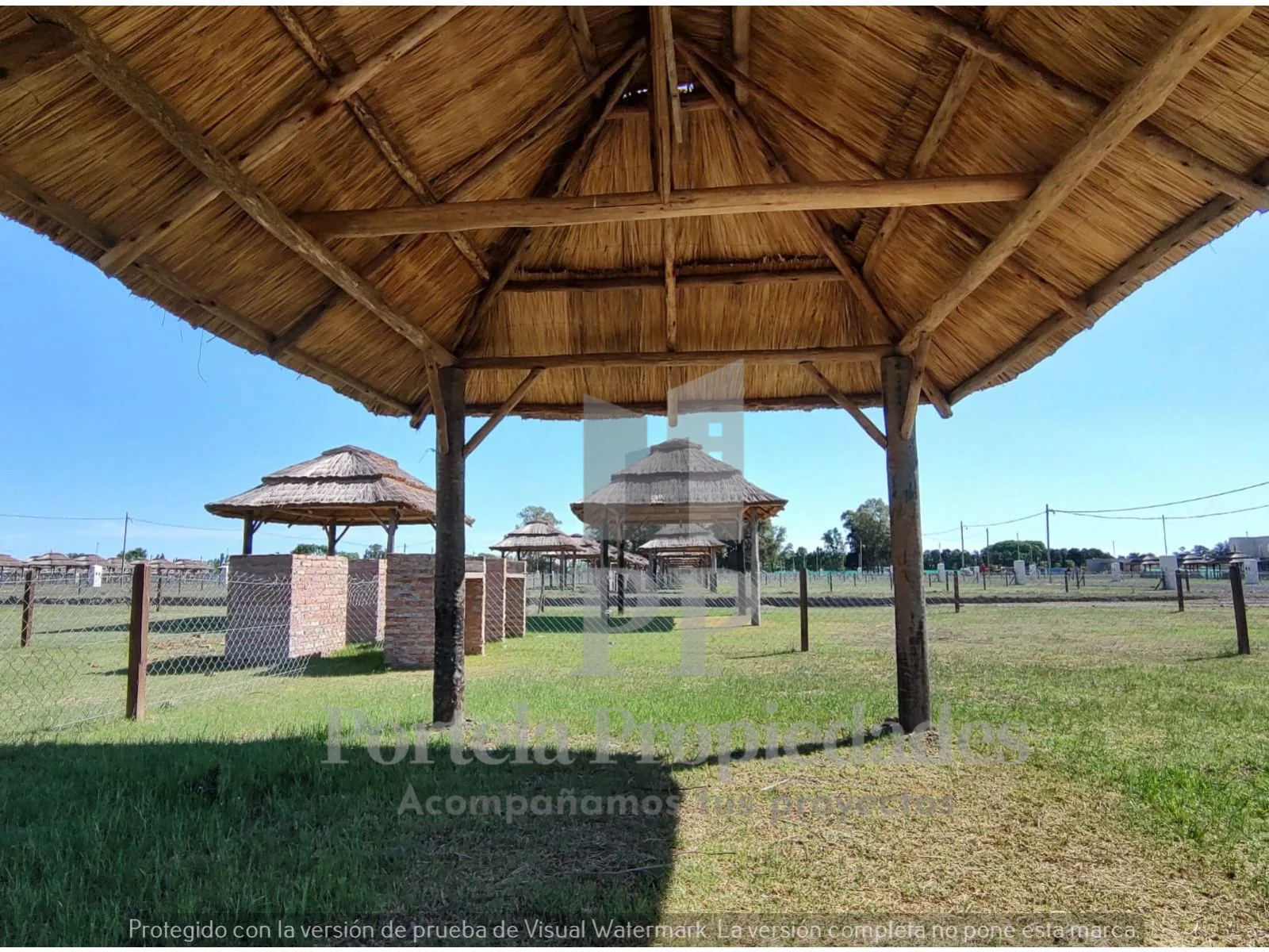 LOTE DE 10X30 EN FINCA DON EUGENIO ll, GRAL. RODRIGUEZ foto 3