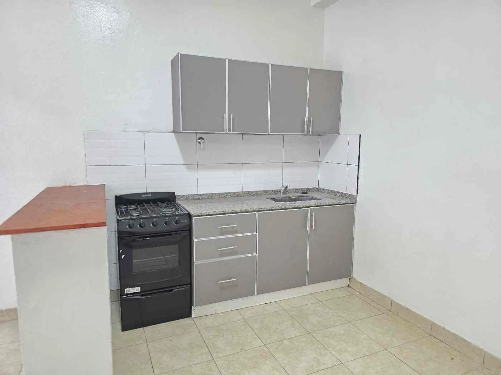PH de 3 ambientes con patio. foto 4