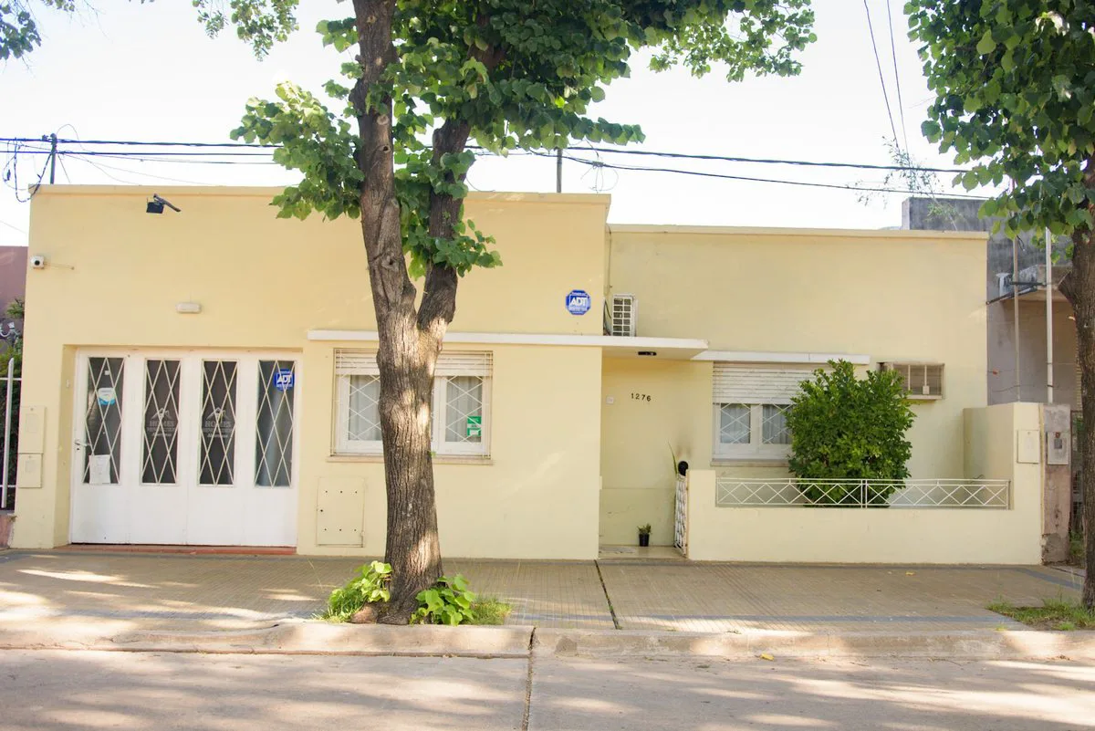 Casa 2 Dormitorios - Excelente Ubicacion foto 2