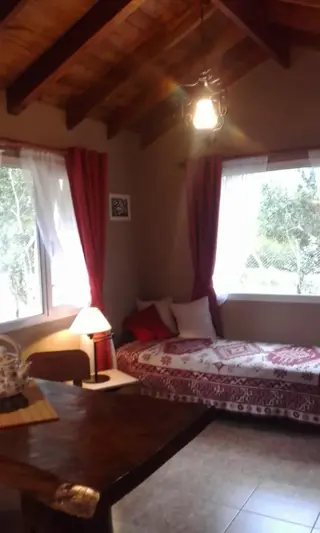 Hermosa y hogareña Cabaña para Alquiler Turístico. Bariloche foto 2