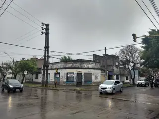 Venta en block local y 2 viviendas Haedo Sur foto 1