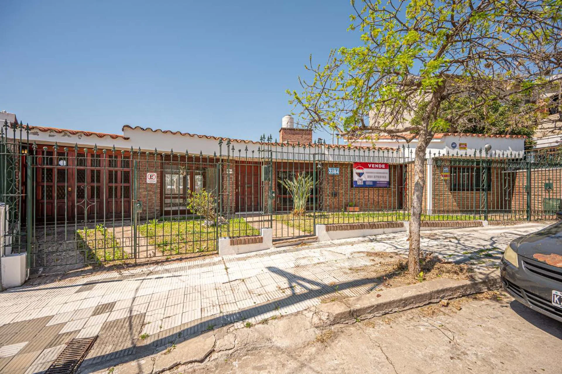 CASA EN BARRIO PARQUE CHACABUCO APTA CRÉDITO foto 2