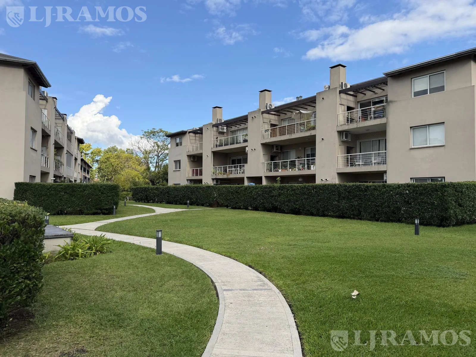 Departamento en planta baja de 2 ambientes en venta  en Los Naranjos, Tigre Centro. foto 3