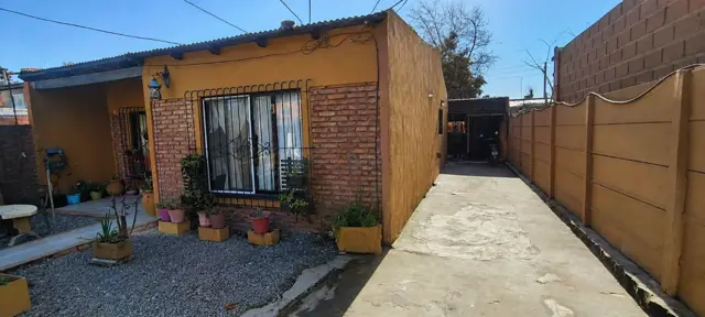 Casa mas propiedad secundaria en La Reja