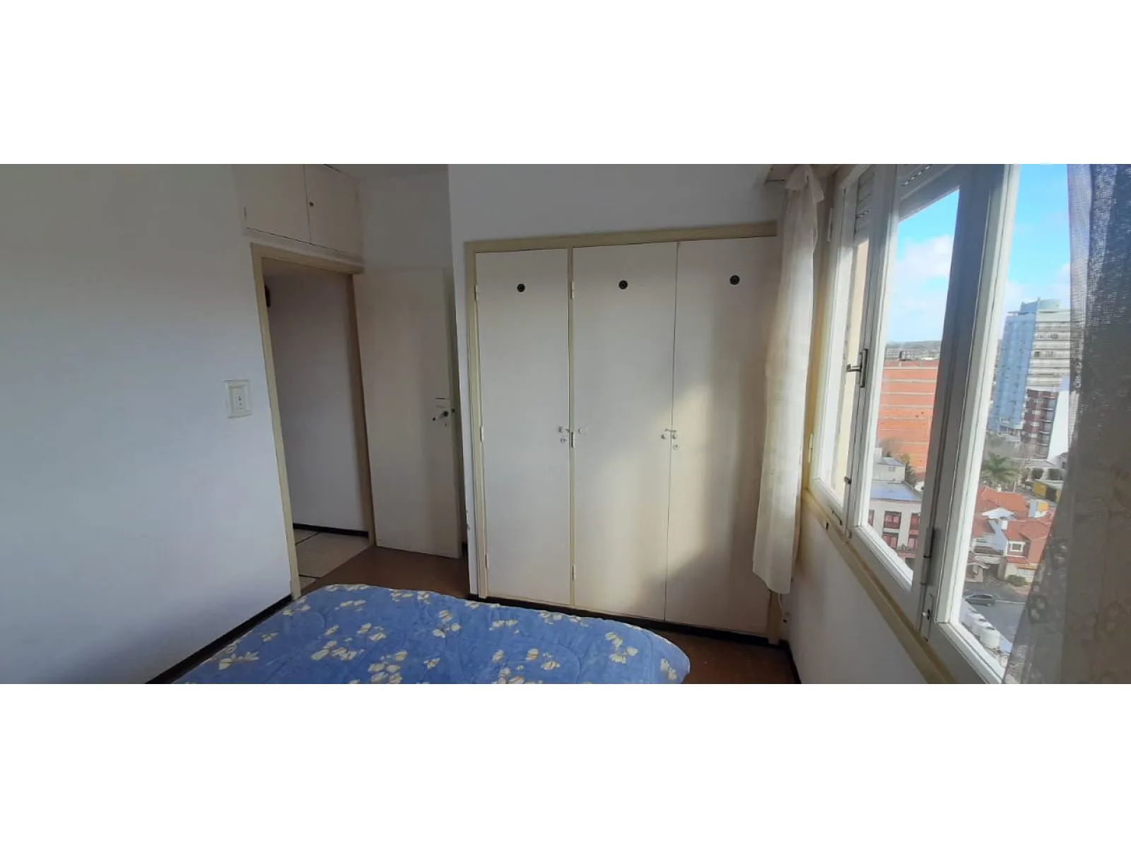 Oceanfront 1-Bedroom Apartment with Service Room in Miramar, Marina Building – photo 6 of 14