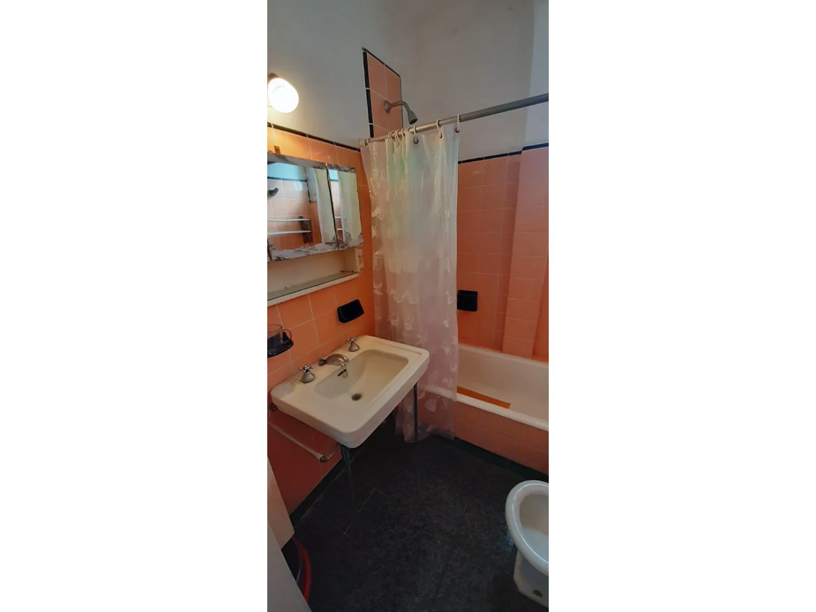 Oceanfront 1-Bedroom Apartment with Service Room in Miramar, Marina Building – photo 11 of 14