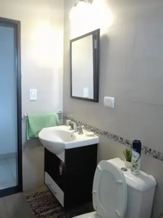 ROLDÁN, EXCELENTE UBICACIÓN CASA c PILETA foto 3