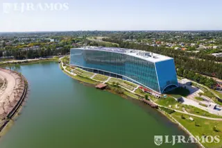 Oficina en Alquiler en Officia Nordelta | 190 m² | Esquina | 4 Cocheras | AAA foto 2