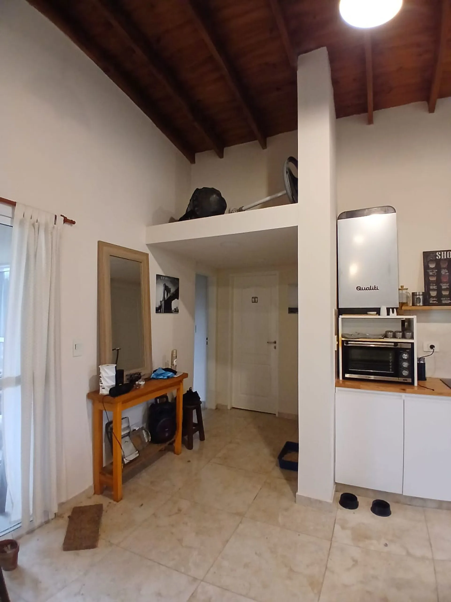 HERMOSA CASA EN BARRIO SEMICERRADO EN YEI PORA foto 5