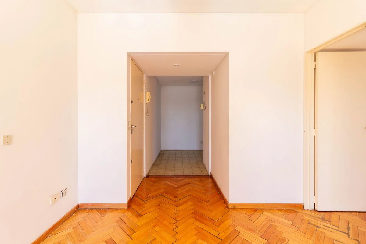 VENTA DEPARTAMENTO 4 AMB BELGRANO BALCON VISTA RIO foto 4