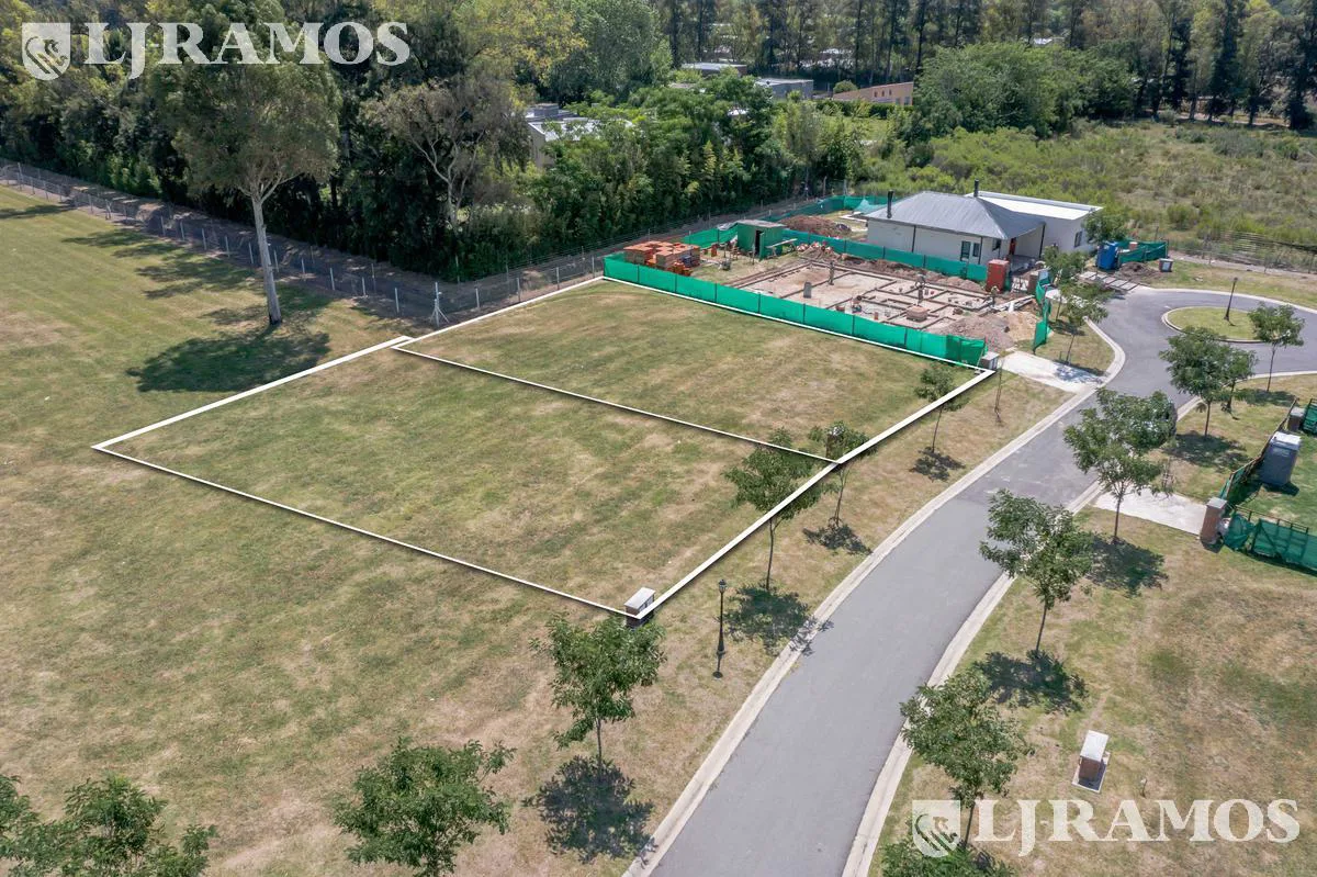 Construí tu casa en Barrio Privado Santo Tomás, Pilar. Excelente ubicación. foto 4