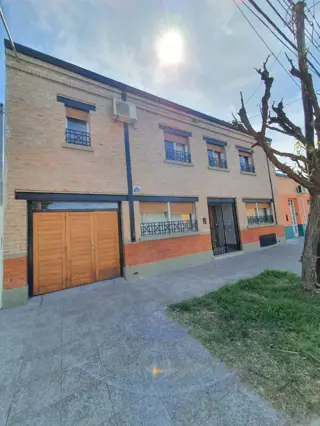 INDEXA VENDE Casa CÉNTRICA de 3 dormitorios foto 2