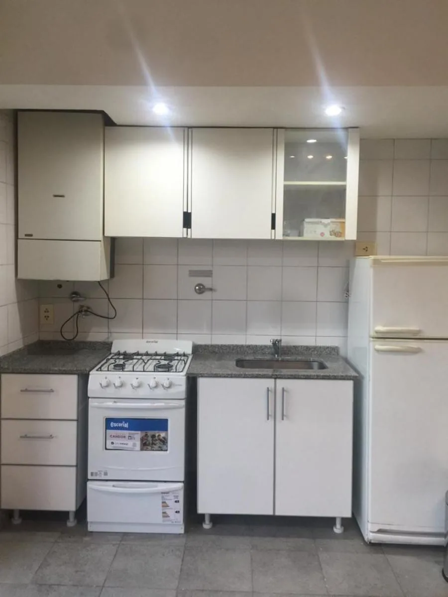 1-bedroom apartment in Palermo – photo 13 of 17