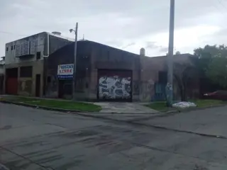GALPON CON OFICINAS Y BAÑO foto 4