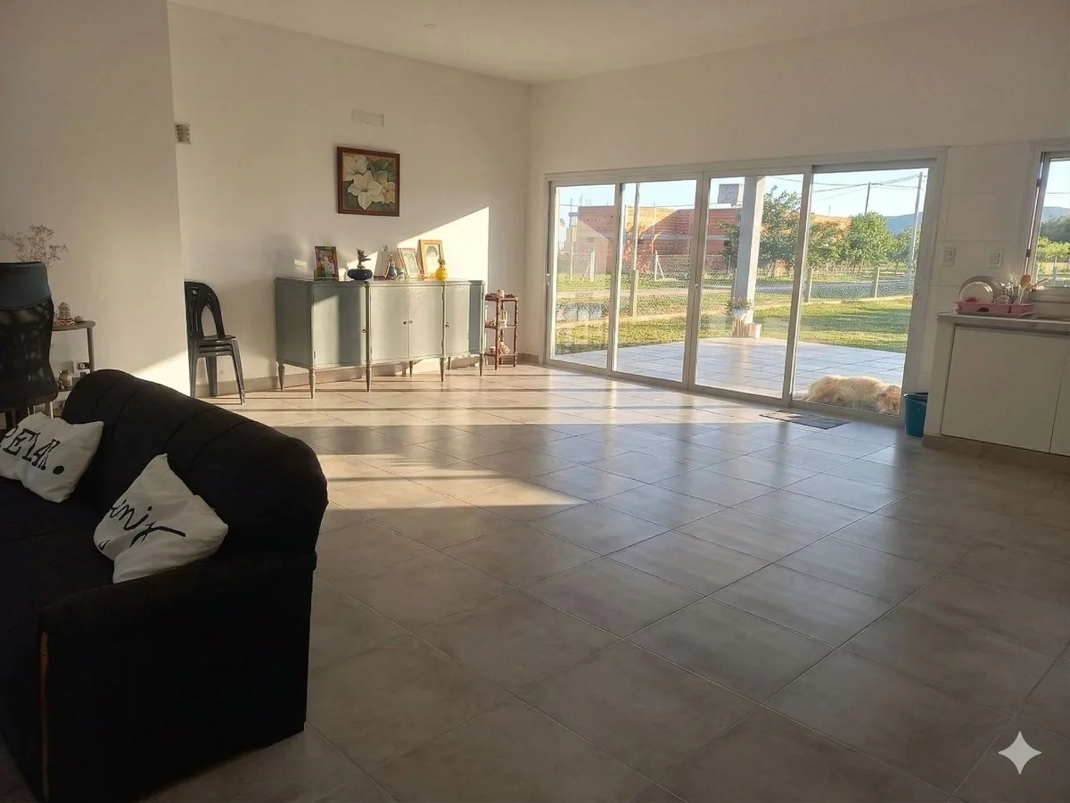 CASA EN VENTA B° PRIVADO LOS OLMOS CEERRILLOS foto 2