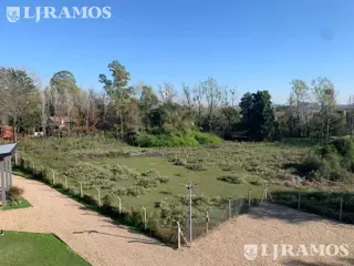 Terreno en Campana foto 1
