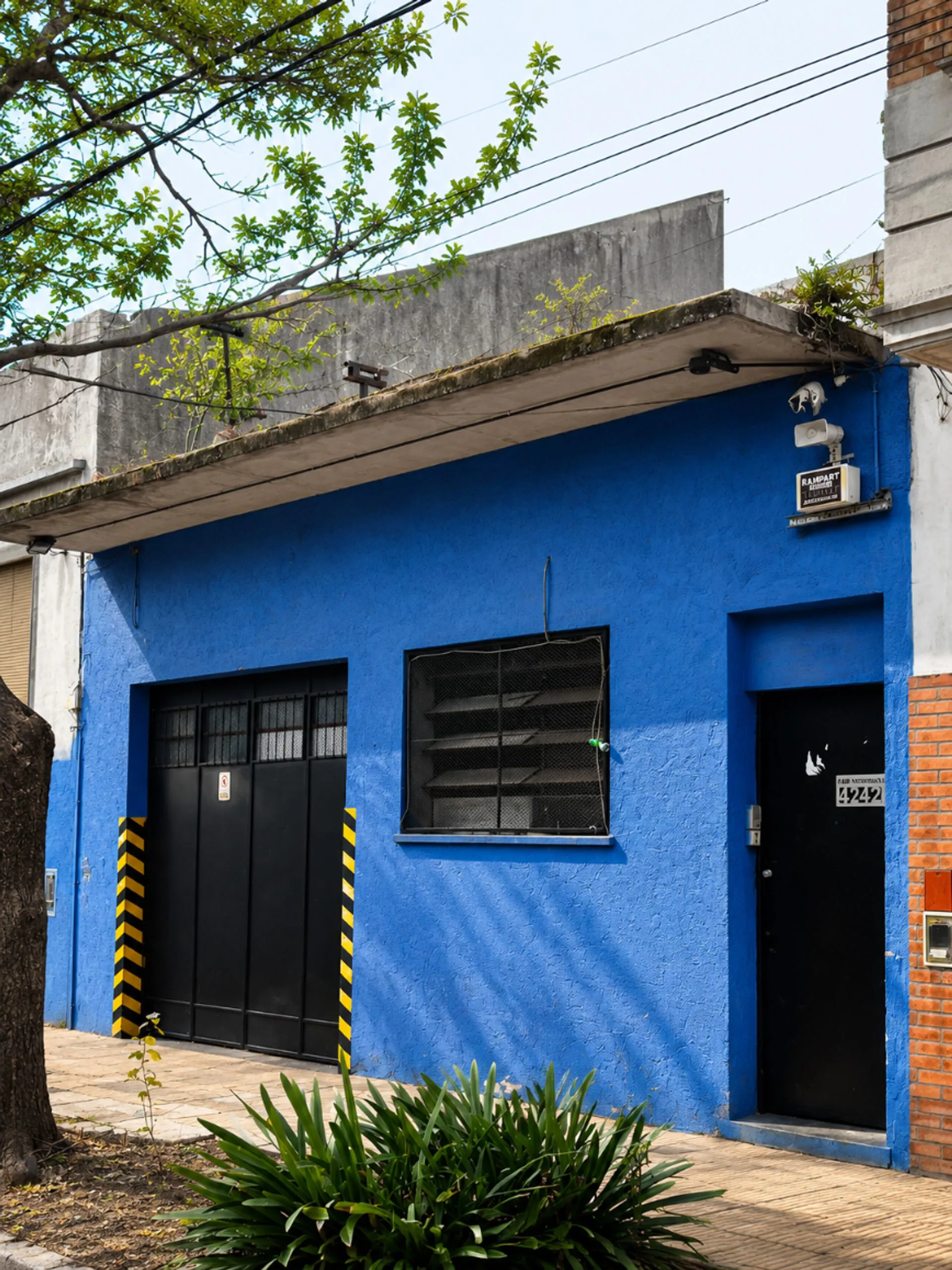 Venta Depósito Villa Ballester Zona Residencial foto 2